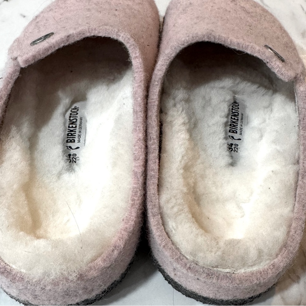 Zermatt big kids pink shearling slipper
34 220 L3 size 3-3.5 - Picture 6 of 9